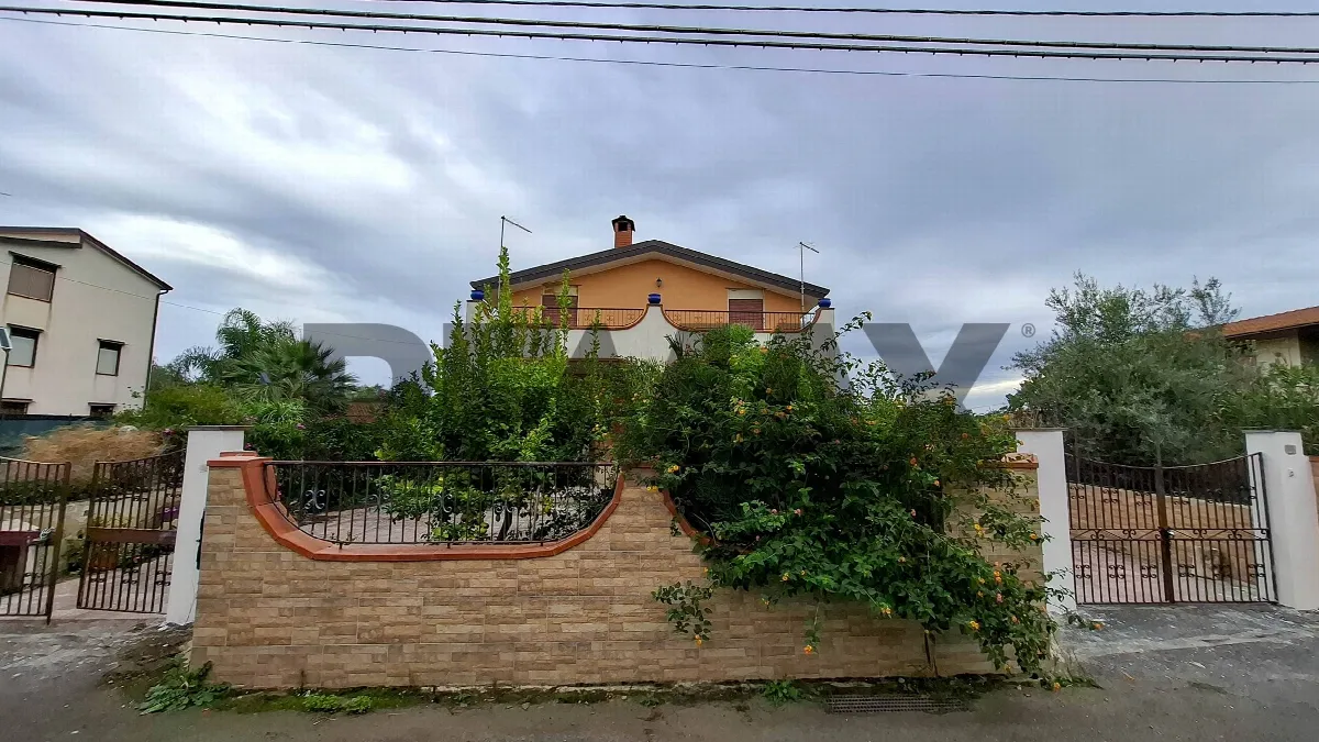 Casa Indipendente in vendita ad Augusta - foto 2