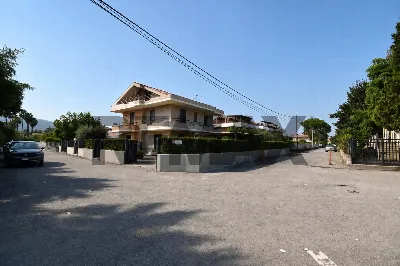 Casa Indipendente in vendita a Mascali - foto 1