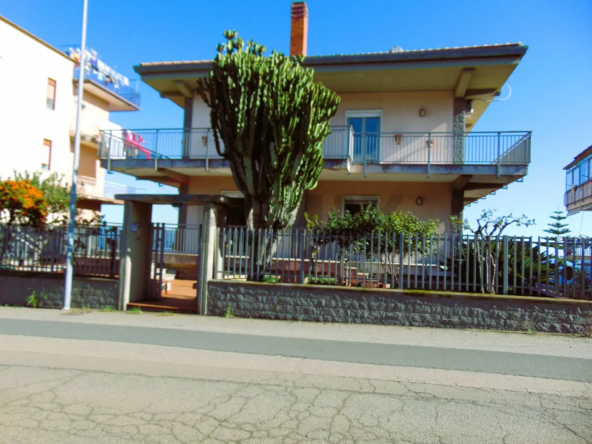 Villa in vendita a Giarre - foto 2