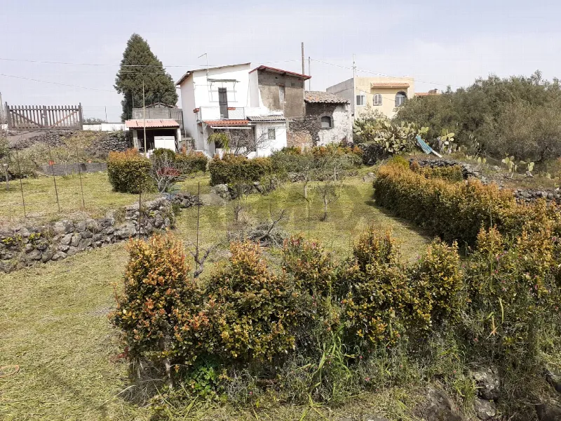 Casa Indipendente in vendita a Piedimonte Etneo - foto 1