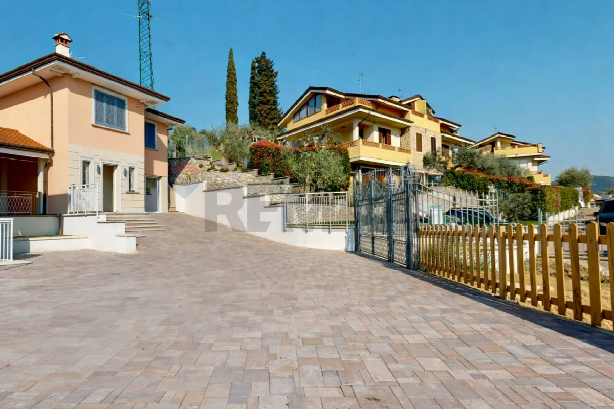 Villa in vendita a Massarosa - foto 2