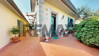 Villa in vendita a Viareggio - foto 4