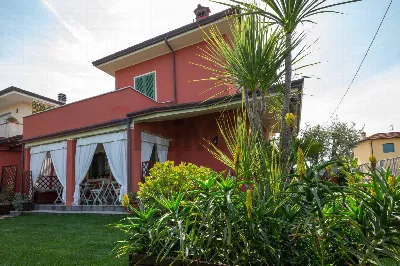Casa Indipendente in vendita a Camaiore - foto 10