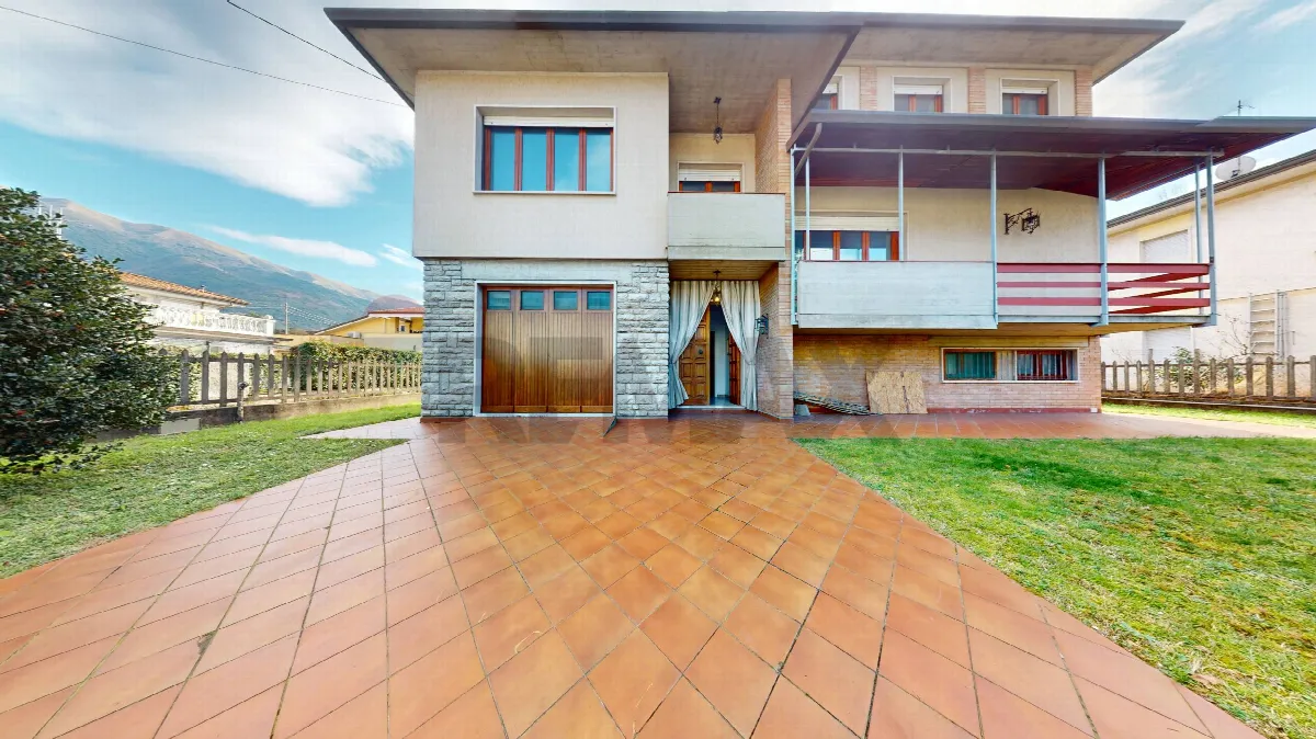 Villa in vendita a Camaiore - foto 2