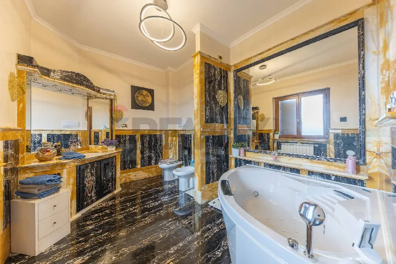 Casa Indipendente in vendita a Monte Porzio Catone - foto 1