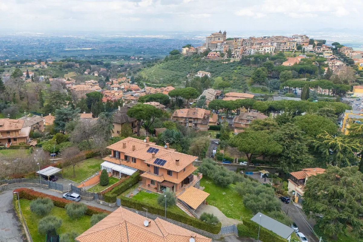 Casa Indipendente in vendita a Monte Porzio Catone - foto 3