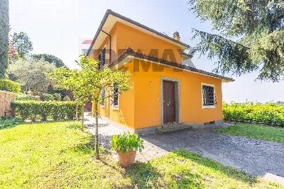 Villa a Marino