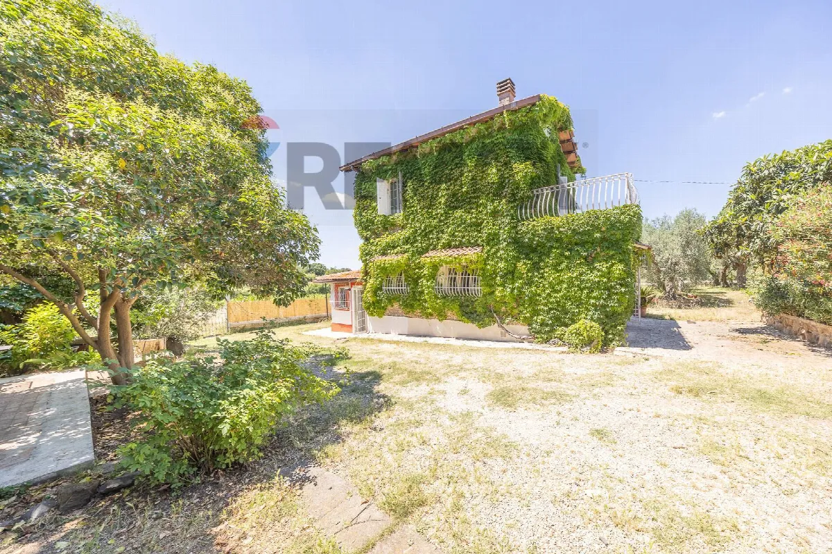 Villa in vendita a Monte Porzio Catone, Borghesiana, Finocchio - foto 4