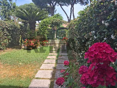 Villa in vendita a Sabaudia - foto 1