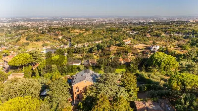 Casa Indipendente in vendita a Marino - foto 1