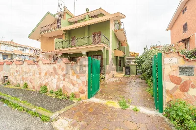 Villa in vendita a Ladispoli - foto 2
