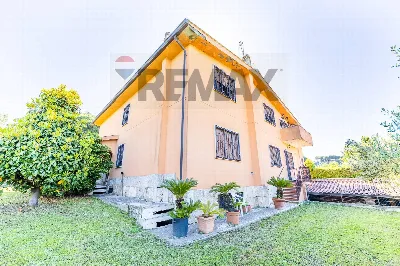 Villa in vendita a Marino - foto 2