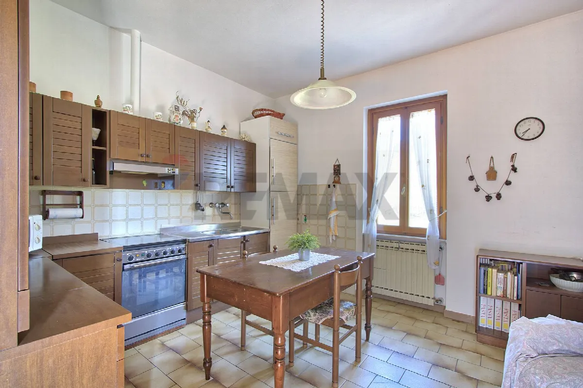 Casa Indipendente in vendita a Bucine - foto 2