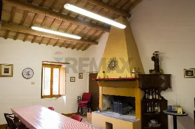 Rustico/Casale in vendita a Castelplanio - foto 2