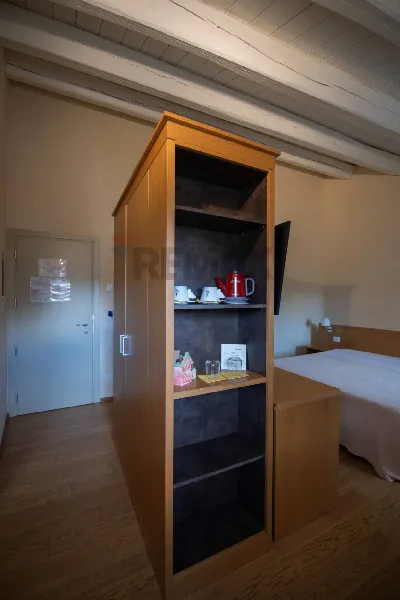 Palazzo/Stabile in vendita a Staffolo - foto 7