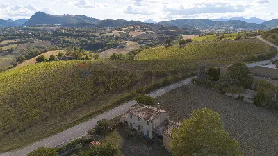 Rustico/Casale in vendita a Rosora - foto 5