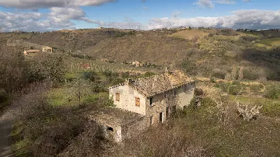 Rustico/Casale in vendita a Rosora - foto 3
