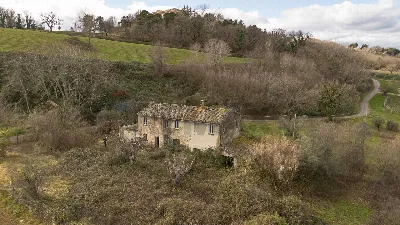Rustico/Casale in vendita a Rosora - foto 4