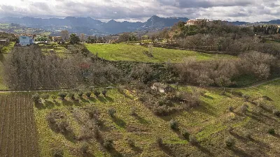 Rustico/Casale in vendita a Rosora - foto 8
