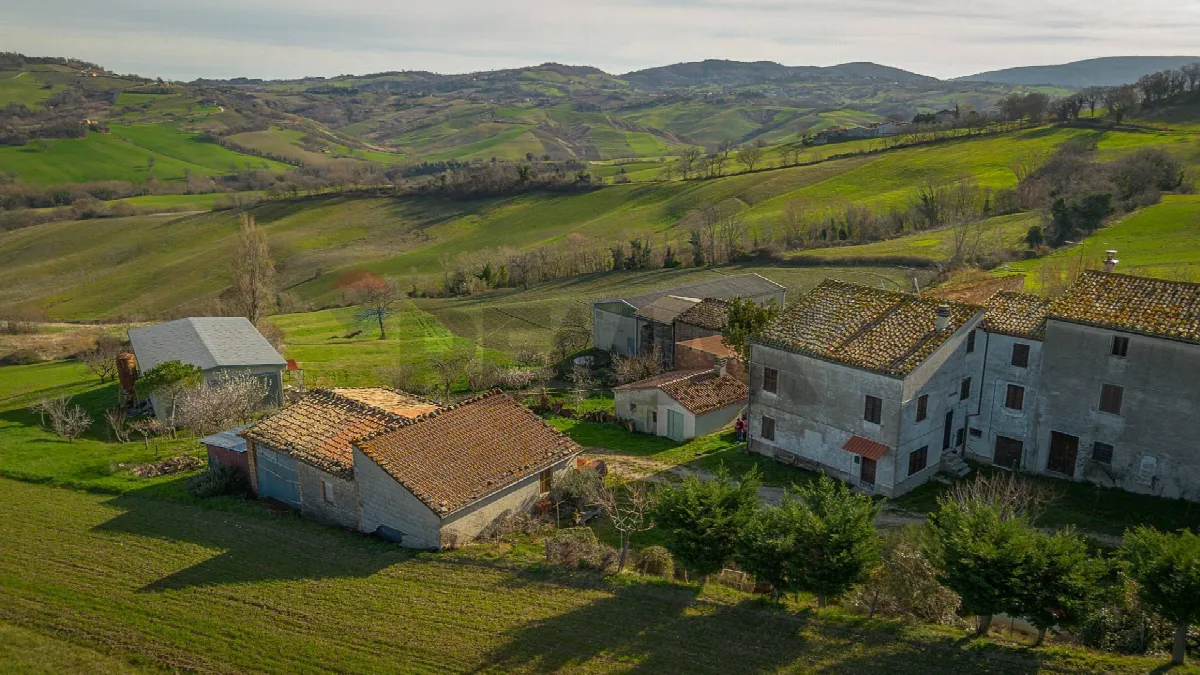 Casa Indipendente in vendita a Serra San Quirico - foto 2