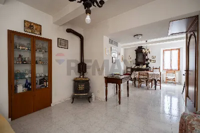 Casa Indipendente in vendita a Cupramontan... - foto 2