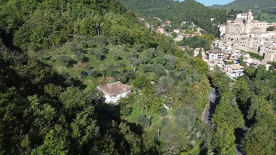 Rustico/Casale in vendita a Serra San Quir... - foto 6