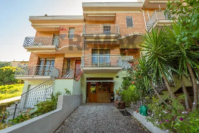 Casa Indipendente in vendita a Castelplani... - foto 1