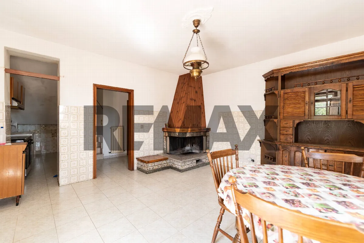 Casa Indipendente in vendita a Fabriano - foto 2