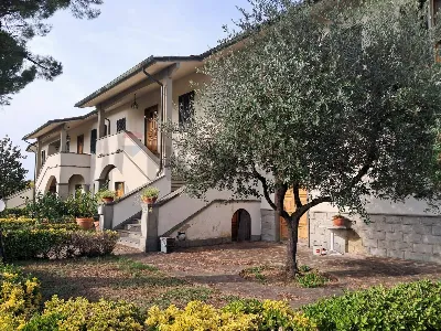 Rustico/Casale in vendita a Empoli - foto 2