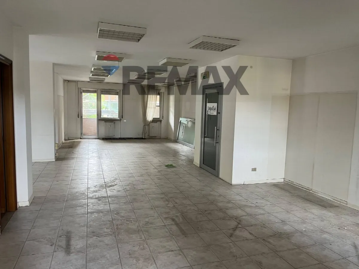 Ufficio in vendita a Perugia, Semicentro, Stazione, Madonna Alta, Prepo - foto 2