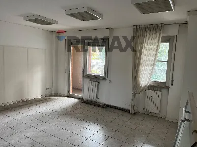 Ufficio in vendita a Perugia, Semicentro, ... - foto 3