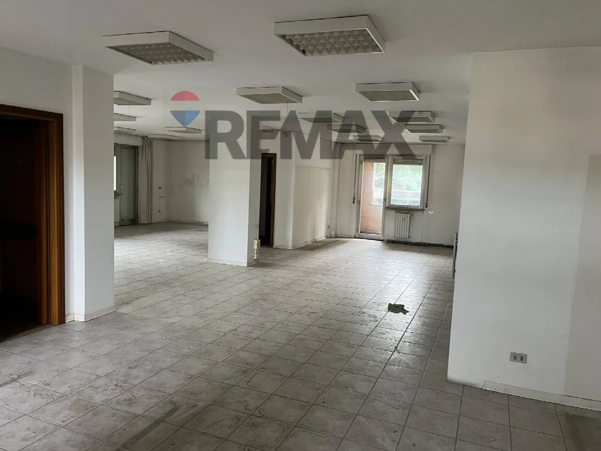 Ufficio in vendita a Perugia, Semicentro, Stazione, Madonna Alta, Prepo - foto 4