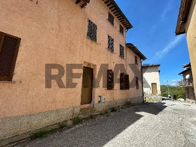 Casa Indipendente in vendita a Foligno - foto 6