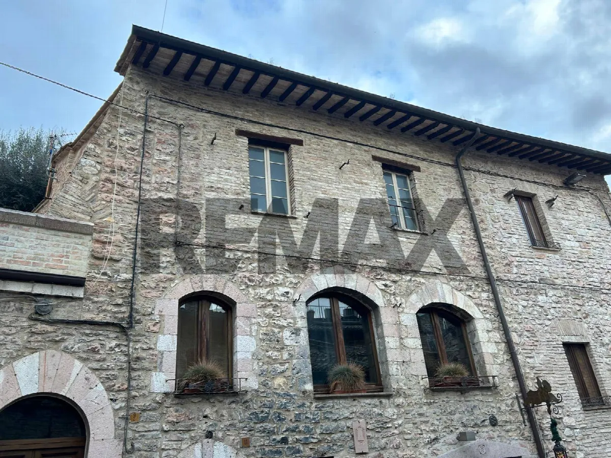 Casa Indipendente in vendita ad Assisi - foto 3