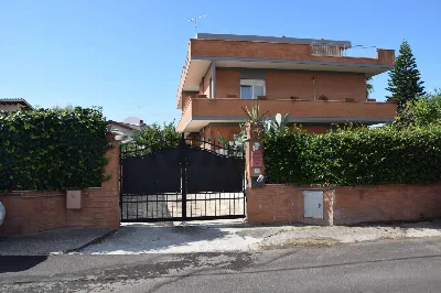 Villa in vendita a Ardea - foto 1