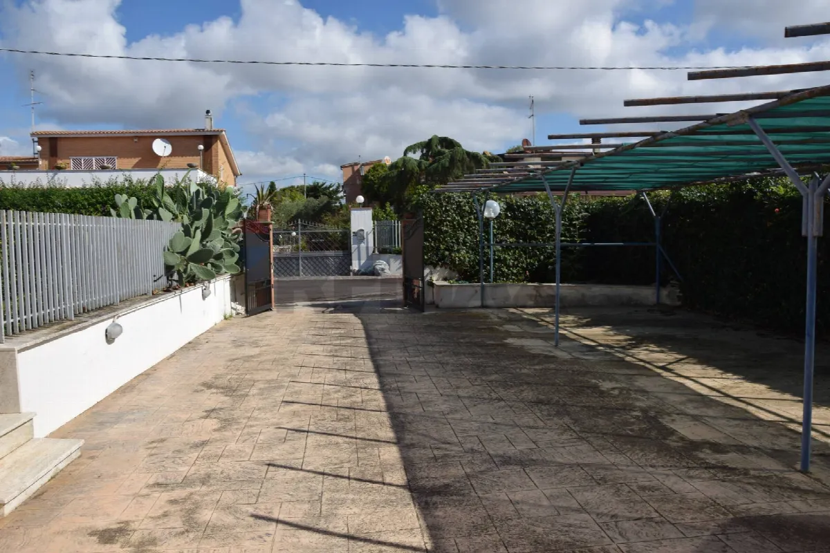 Villa in vendita a Ardea - foto 2