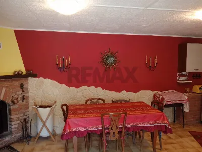 Casa Indipendente in vendita a Cuorgnè - foto 8