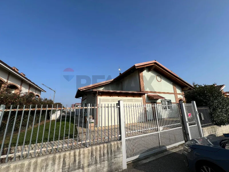 Villa in vendita a Rivarolo Canavese - foto 1