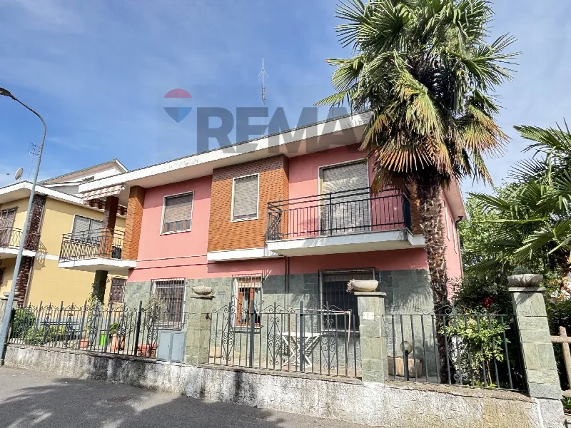 Casa Indipendente in vendita a La Loggia - foto 1