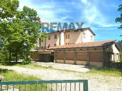 Palazzo/Stabile a San Godenzo