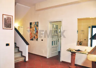 Casa Indipendente in vendita a Prato, Mali... - foto 1