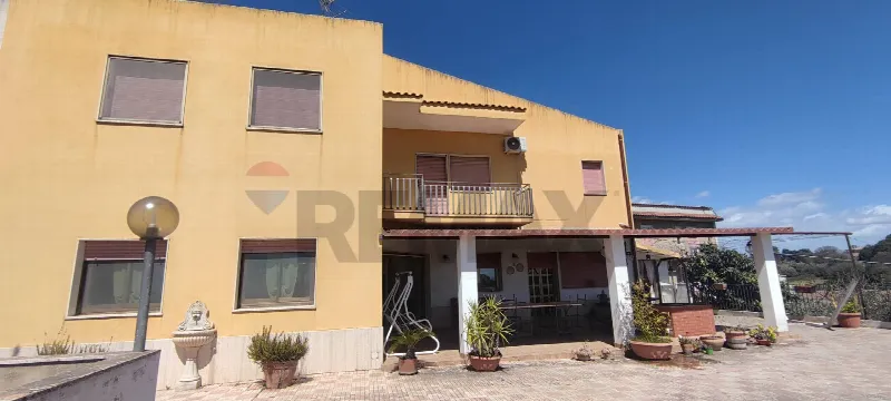 Villa in vendita a Caltagirone - foto 1