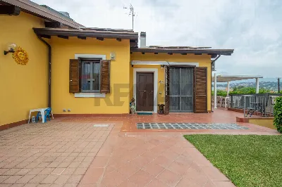 Villa in vendita a San Giovanni la Punta - foto 2