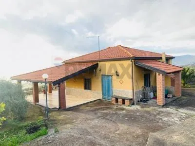 Villa in vendita a Adrano - foto 2