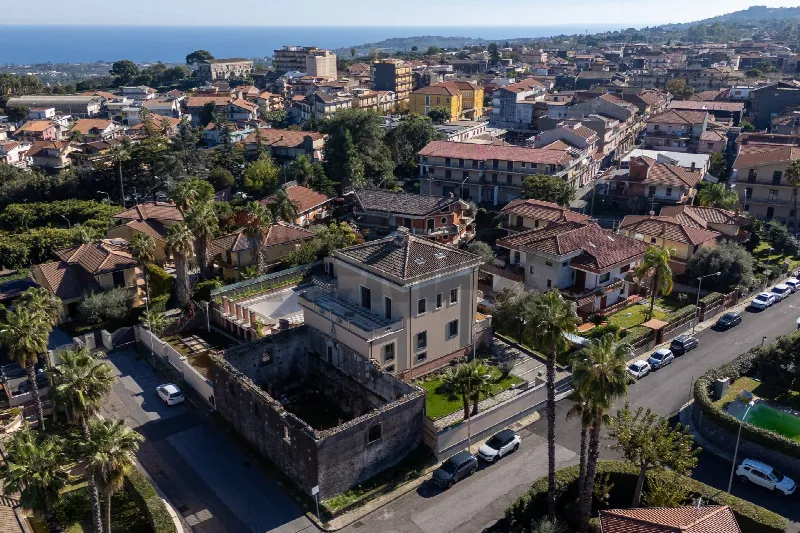 Villa in vendita ad Aci Sant'Antonio - foto 1