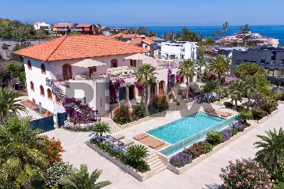 Villa in vendita a Acireale - foto 1