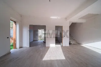 Casa Indipendente in vendita a Messina, Tr... - foto 1