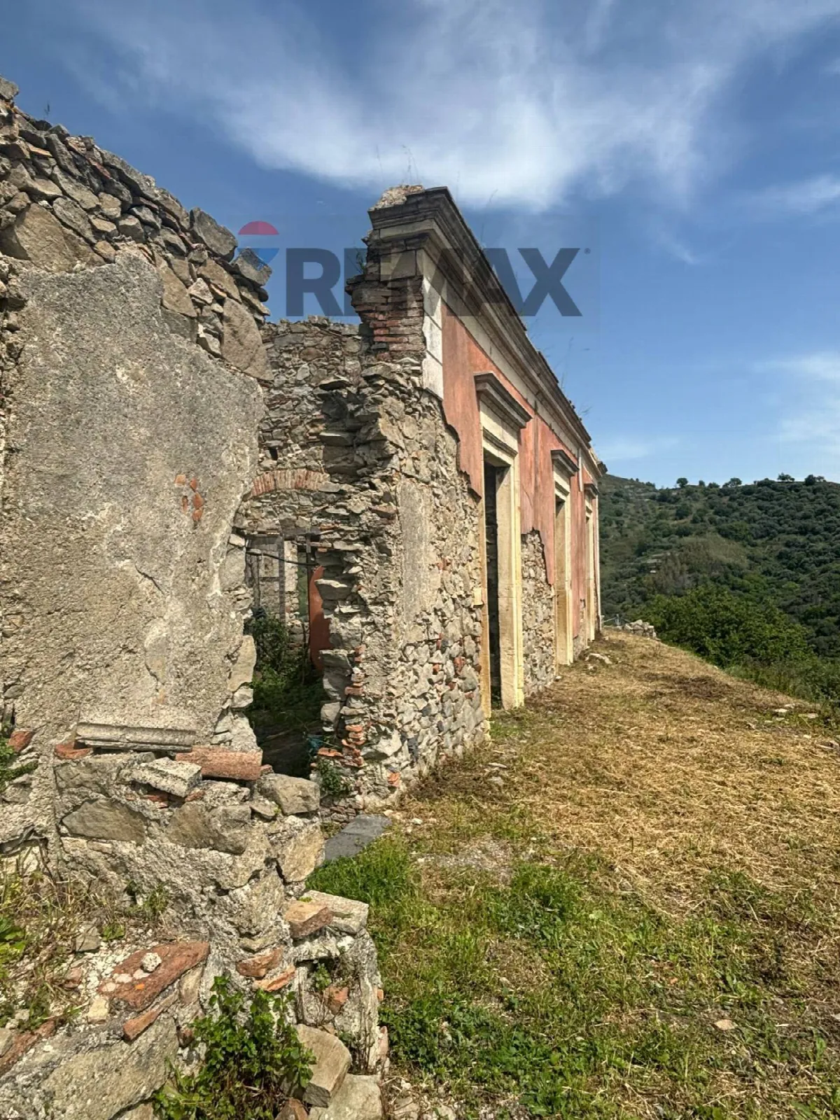 Rustico/Casale in vendita a Calatabiano - foto 2
