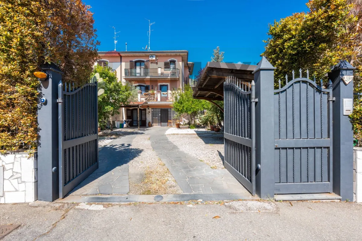 Villa in vendita a Trecastagni - foto 2
