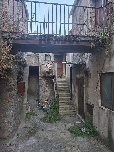 Rustico/Casale in vendita a Pagliara - foto 2